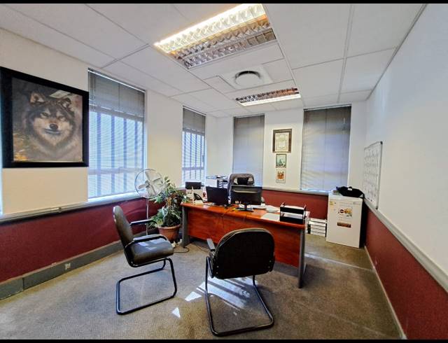 1,350M² OFFICE FOR SALE IN KLEINFONTEIN